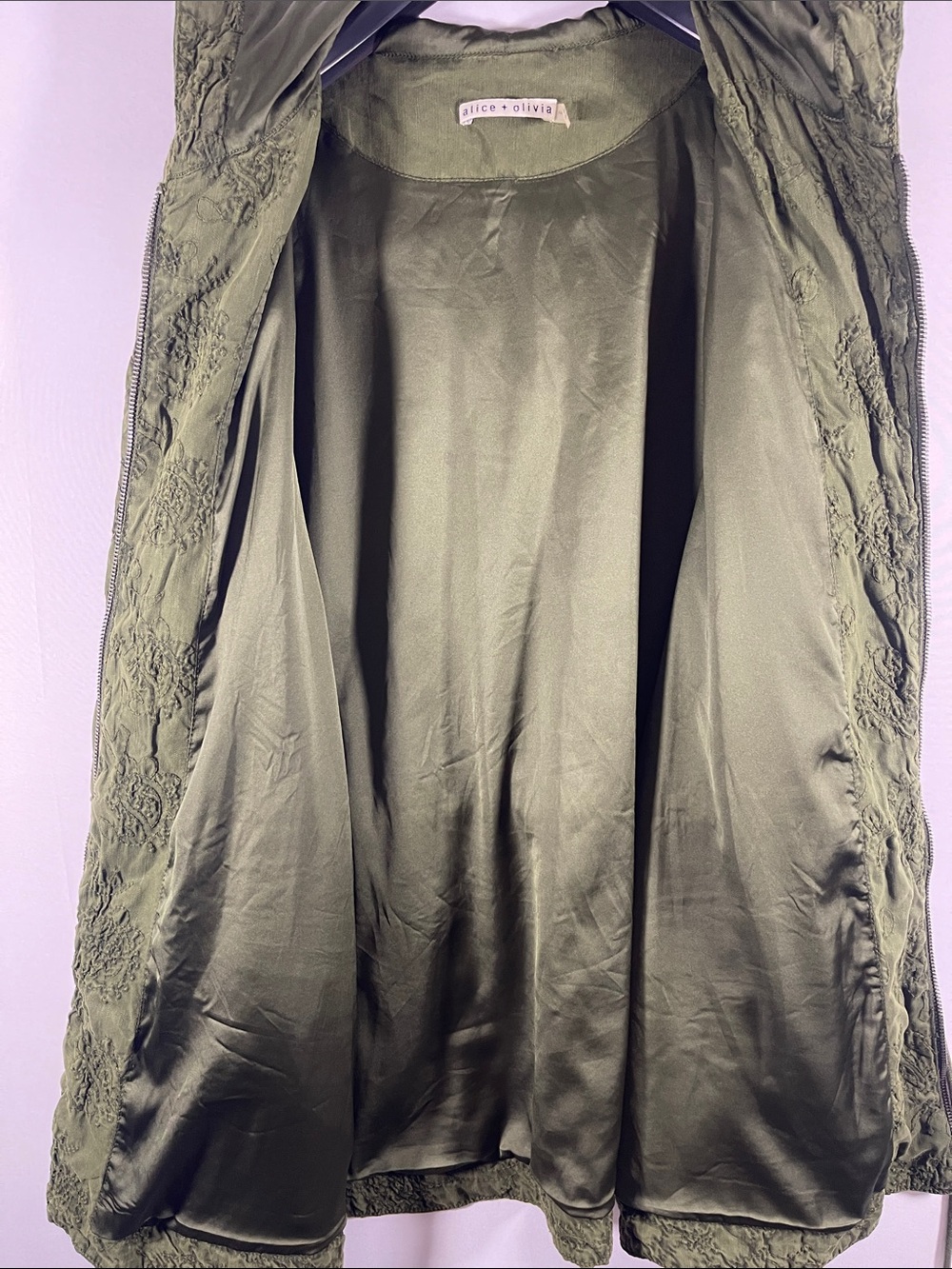 Alice + Olivia Olive Green Embroidered Hooded Cinch Waist Jacket Size M - Picture 8 of 16